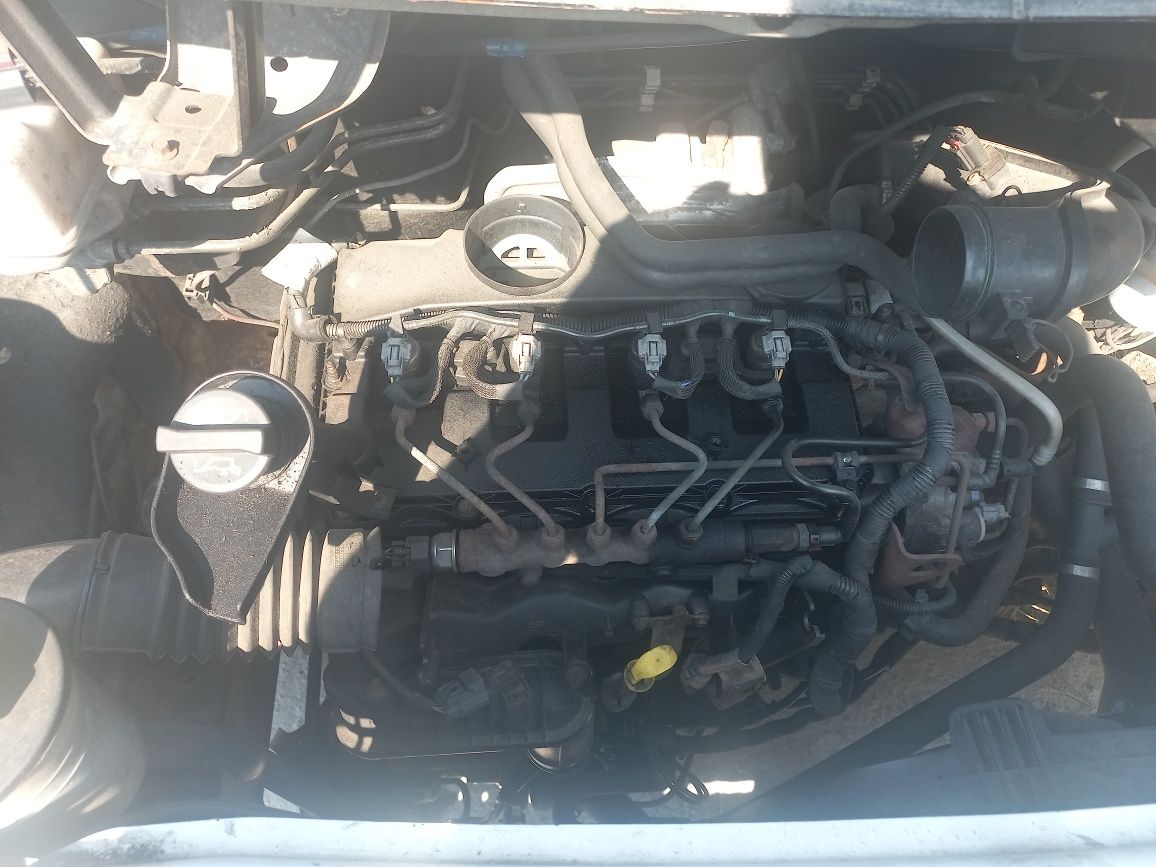 Fata completa Dezmembrez ford transit 2.0 tddi