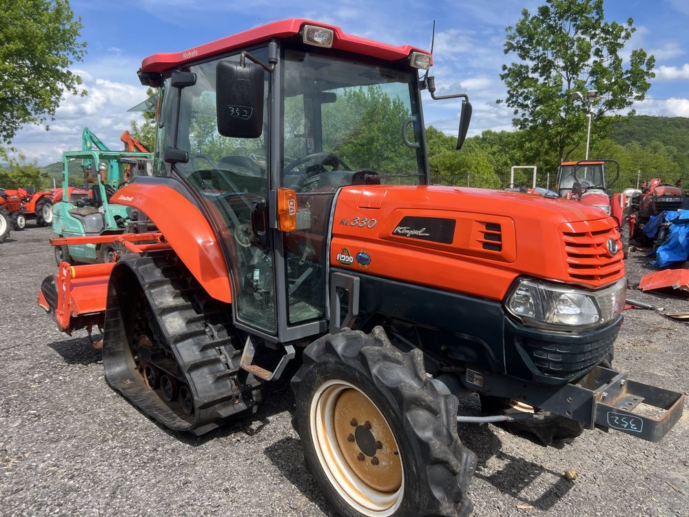 Tractoras tractor japonez kubota kl 330 cu sinile de cauciuc