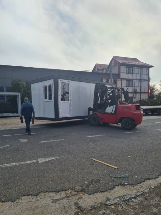 Vand containere. Diferite dimensiuni și modele Birou, grup sanitar etc