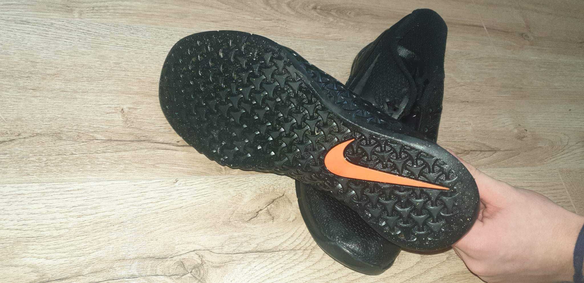 Nike metcon 4 triple black, purtați doar odată