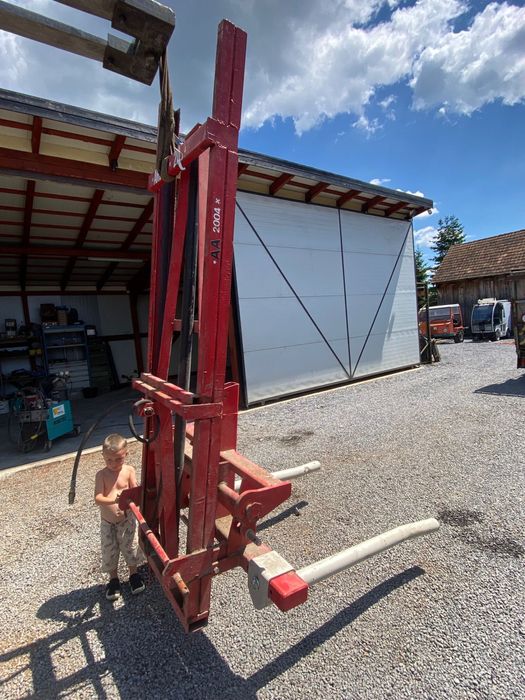 Incarcator pe tiranti pt balot 2.50 m inaltime