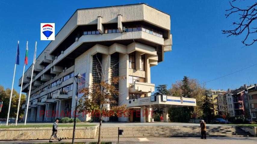Продава се Едностаен апартамент в Русе, Център - 46 кв.м за 1696 €/кв.м - Снимка #3