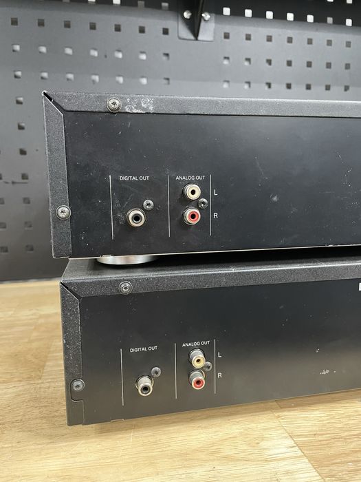 Cd player philips 2 buc cd692 si cd732 iesire digitala si analog