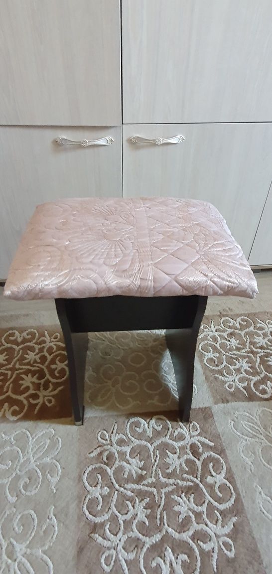 Алюминий 2 за 220 тыс.дерево4 шт.440т.