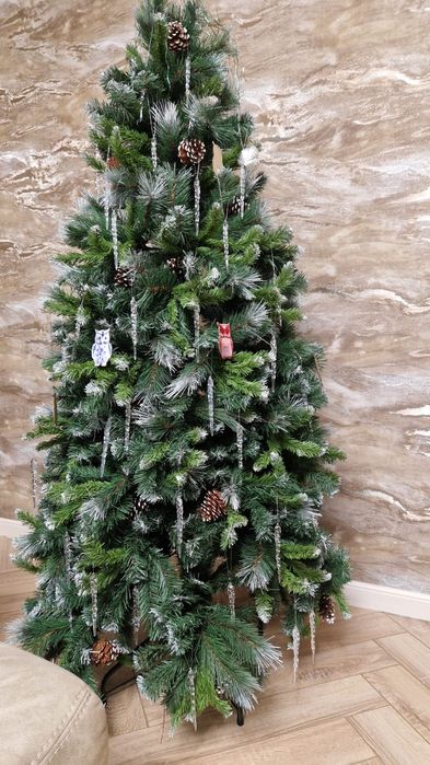 продам искусственную ёлку