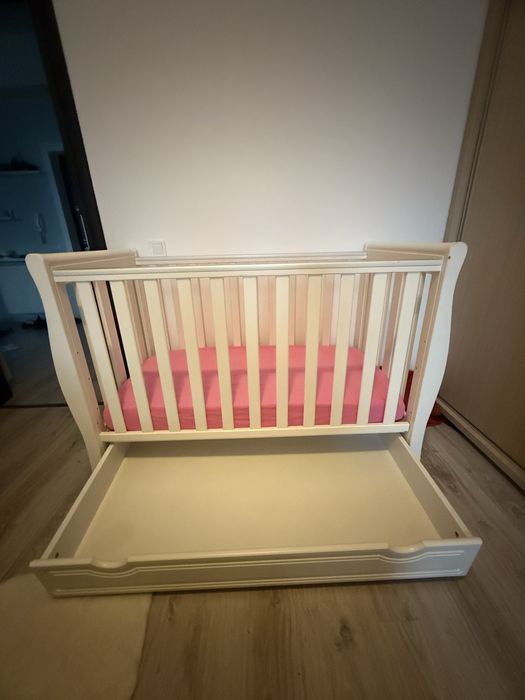 Patut multifunctional 0-4 ani + saltea cocos