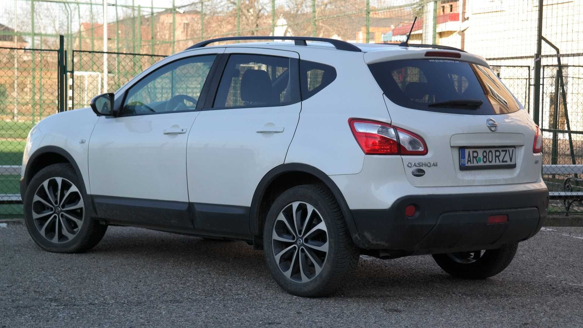 Nissan Qashqai 4x4 - an 2013, 1.5 dci  (Diesel)