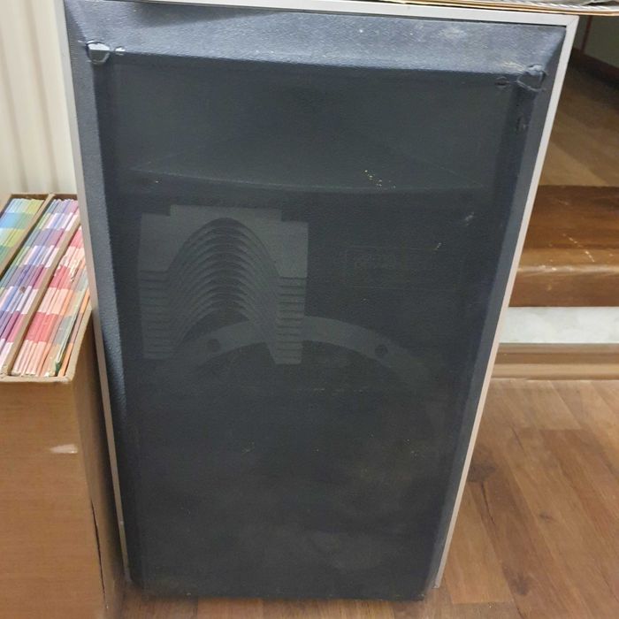 тонколони два броя,в добро състояние