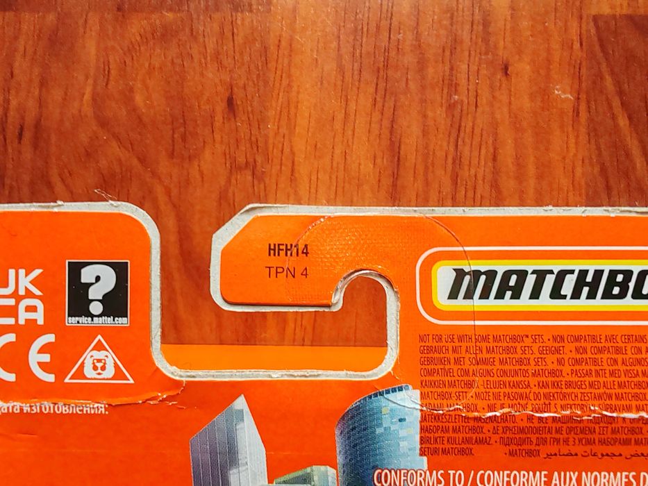 vand set masinute MATCHBOX MBX service 2022, TESLA 20 Anniversary 2023