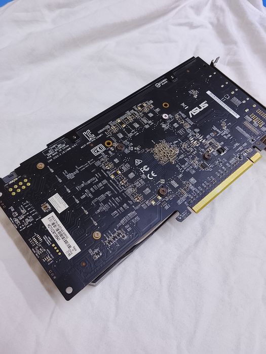 Видеокарта Asus RoG Strix RX570 (GDDR5)