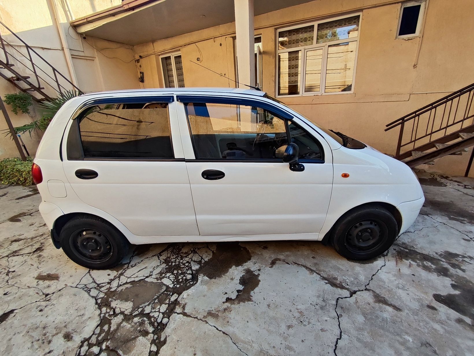 matiz mx 2010 sotiladi
