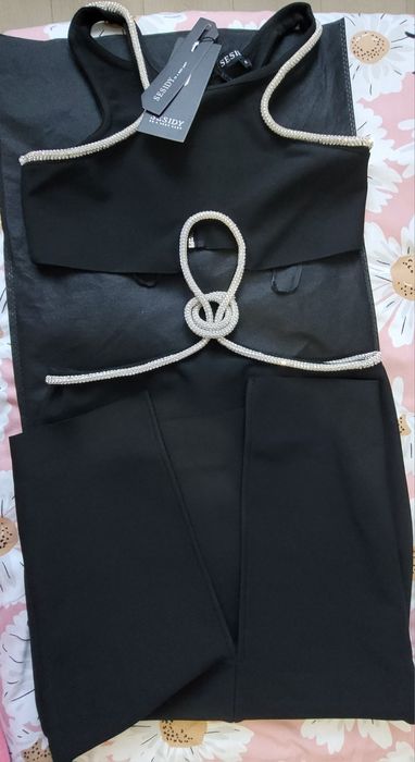 Rochie neagra cu lant decupat Zoya