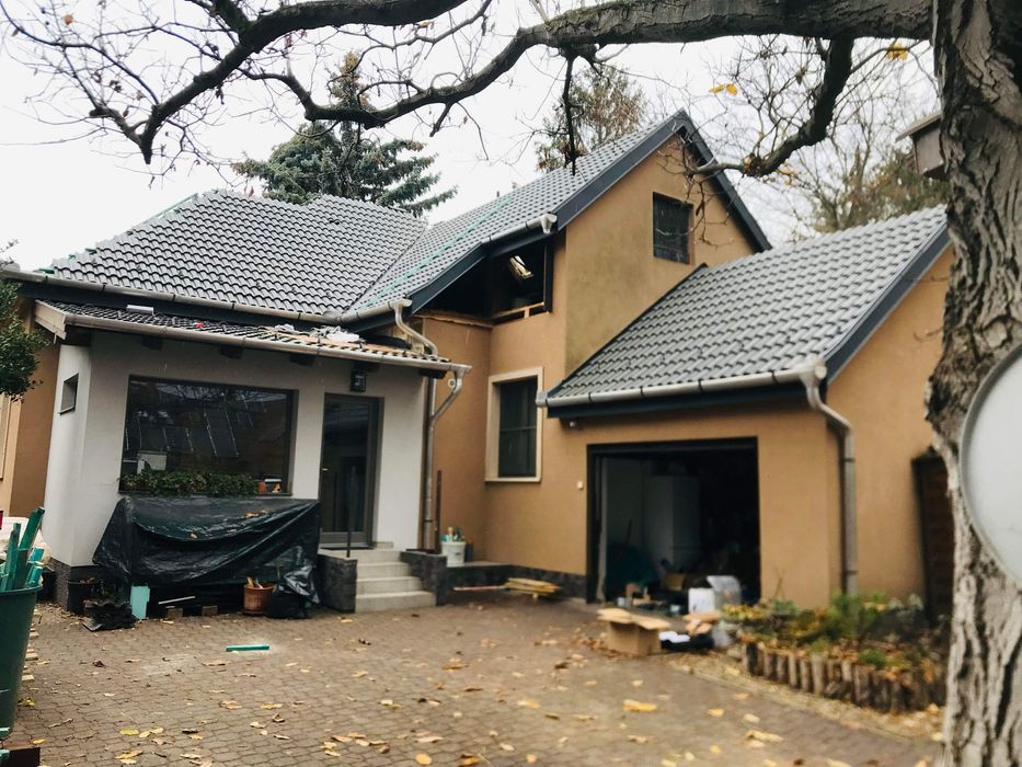 Executam Acoperisuri reparati infiltrati