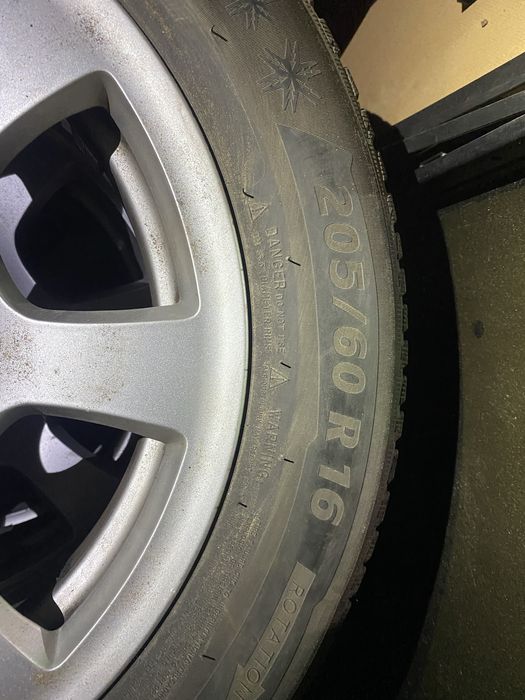 Vand set jante bmw pe 16 de iarna