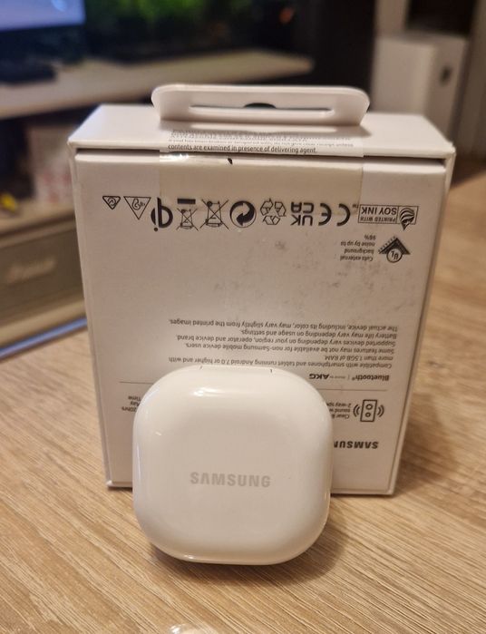 Слушалки Samsung