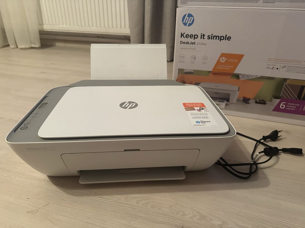 Imprimanta HP DeskJet 2720e