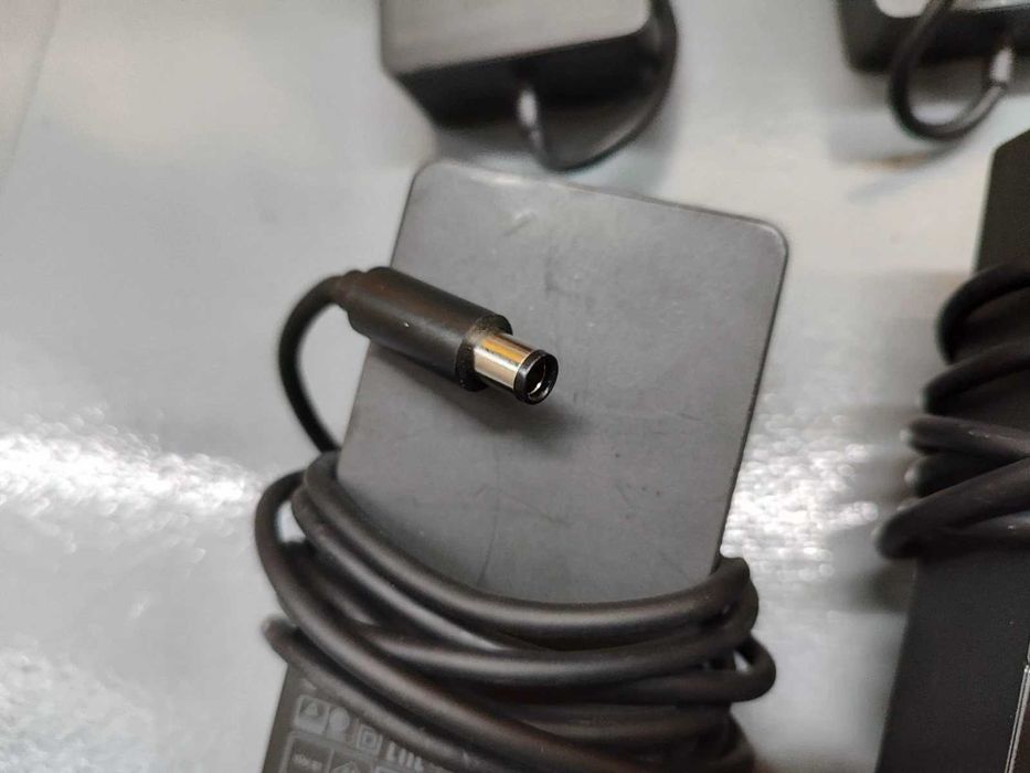 Зарядно докинг станция за Surface - Microsoft 1661 Docking Station