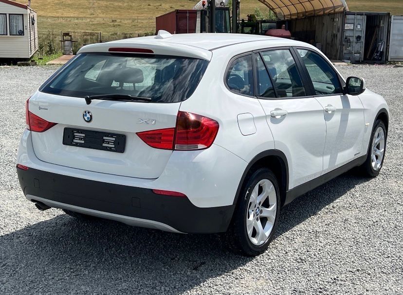 Vand Bmw X1 2.0d automat recent adus