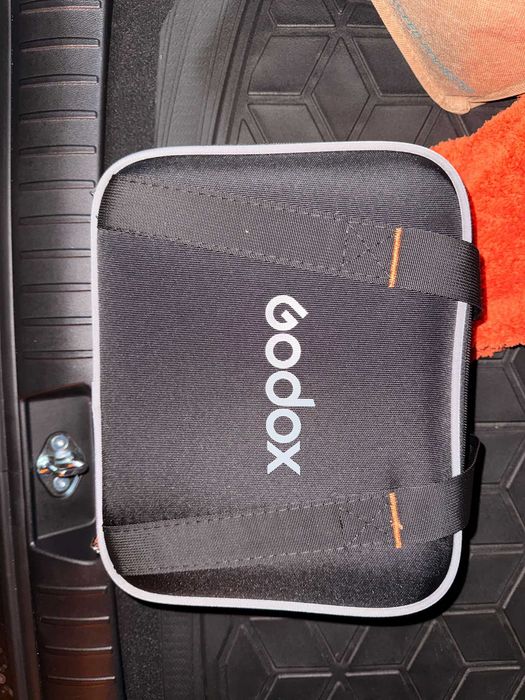 LED Godox ML60Bi noua