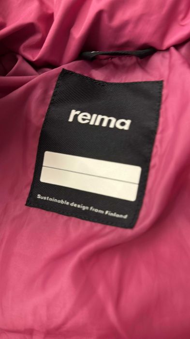 Куртка Reima зимняя в отличном состояни и на девочку 5-6 лет