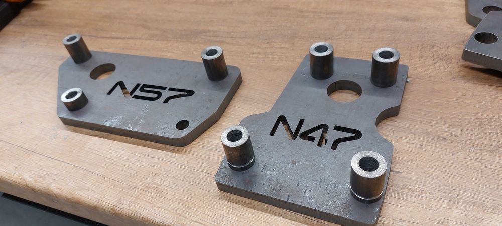 Стойка за двигатели BMW N57