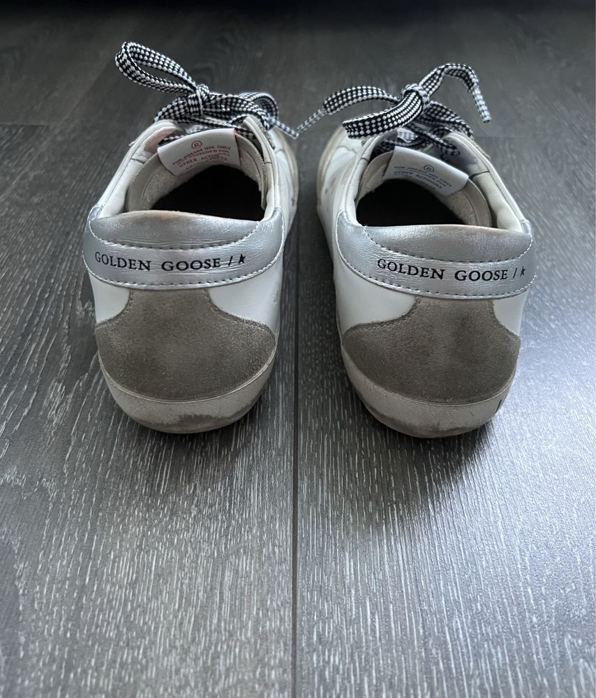 Golden Goose Deluxe Brand Superstar Love Trainers