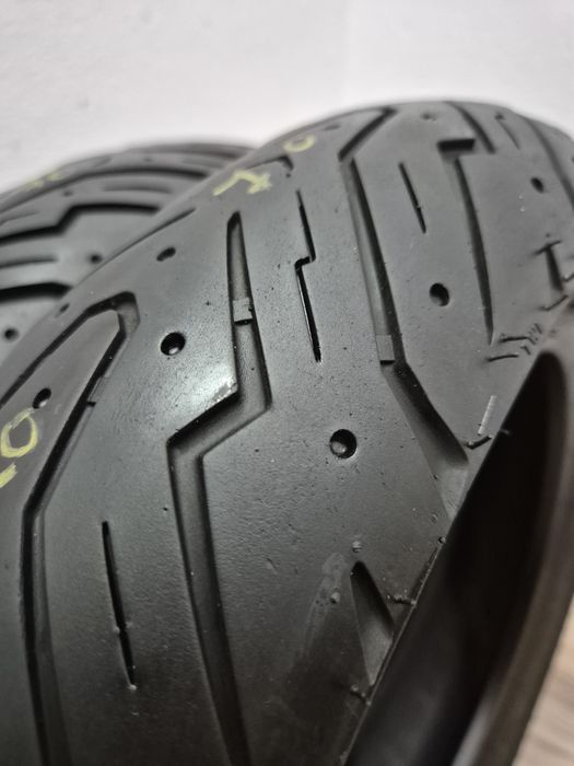 Set anvelope moto 120 70 12 cu 120 70 12 Pirelli angel scooter