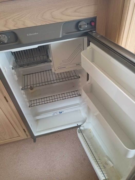 Каравана Lunar 4-места