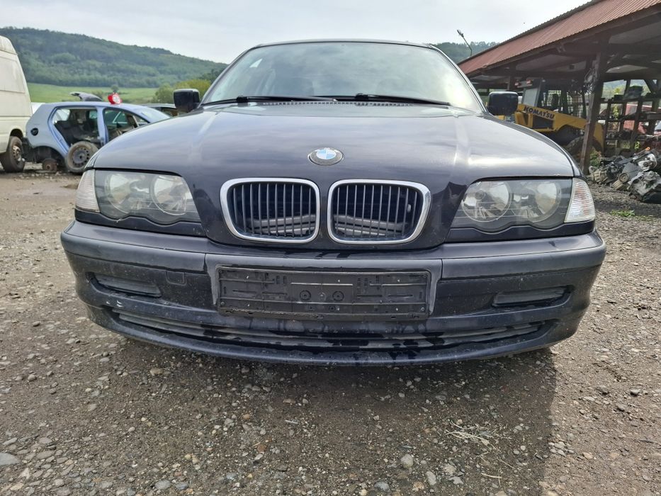 Elemente Caroserie BMW 318i sedan e46 fabricat 2001