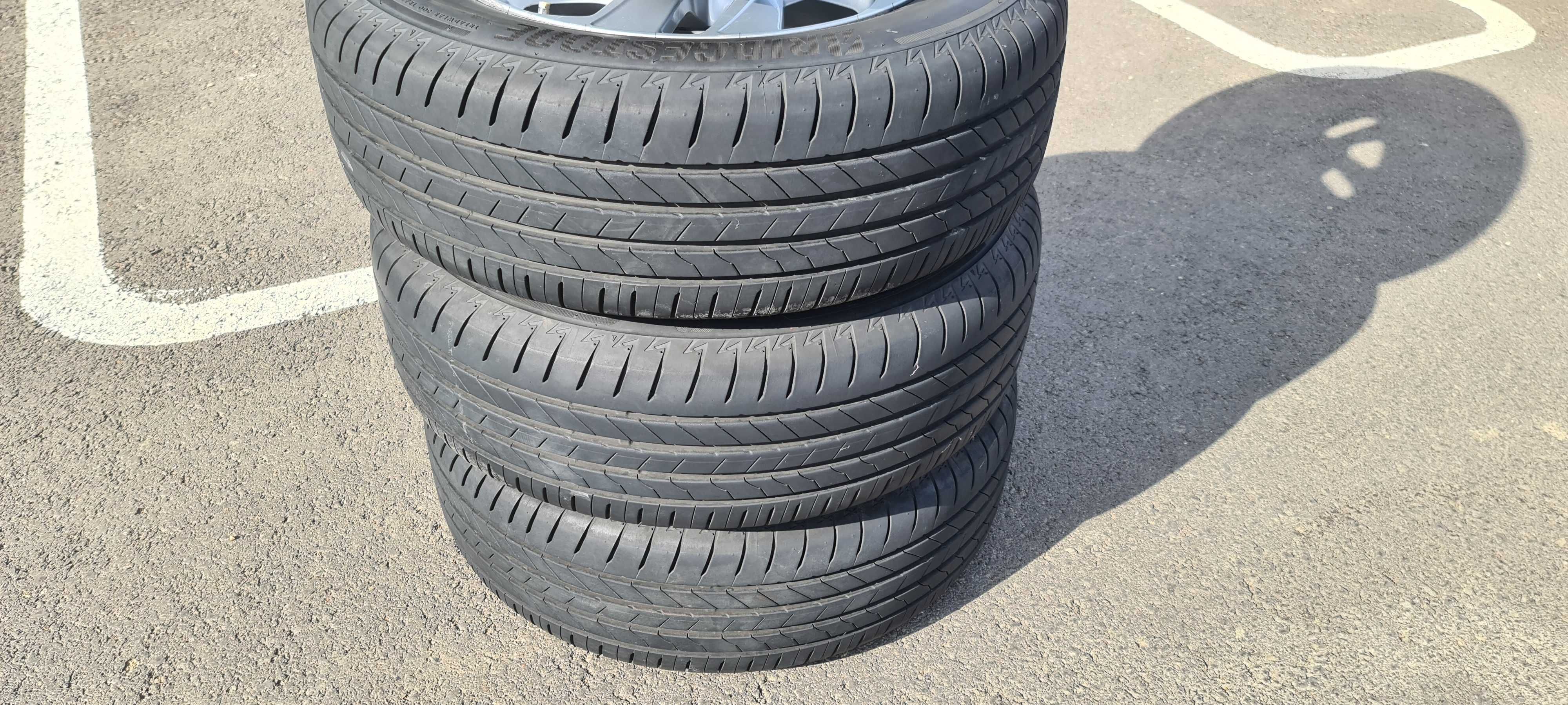 Set 4x Anvelope vara Bridgestone 225/65/17 Japan An 2022 Profil 8mm