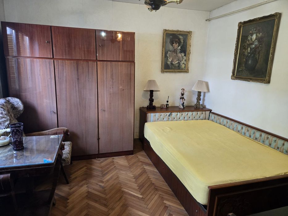 Casa de închiriat  in sector 6