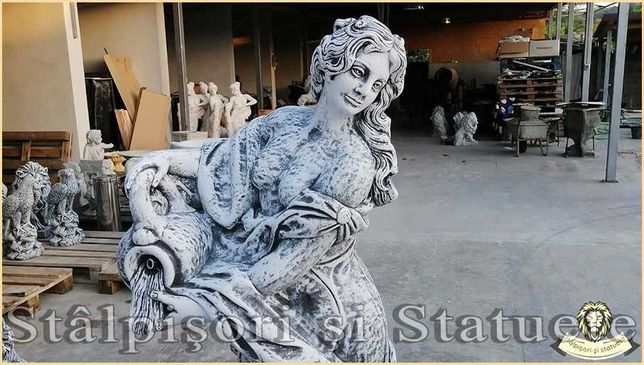 Statuetă domnița cu ulcea, din beton, model S16.