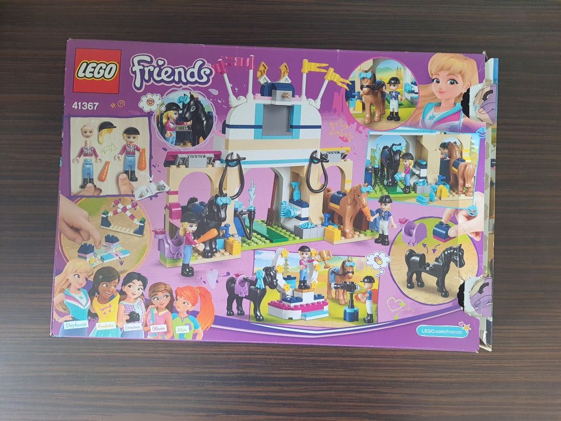 LEGO Friends - Sariturile cu calul lui Stephanie 41367, 337 piese