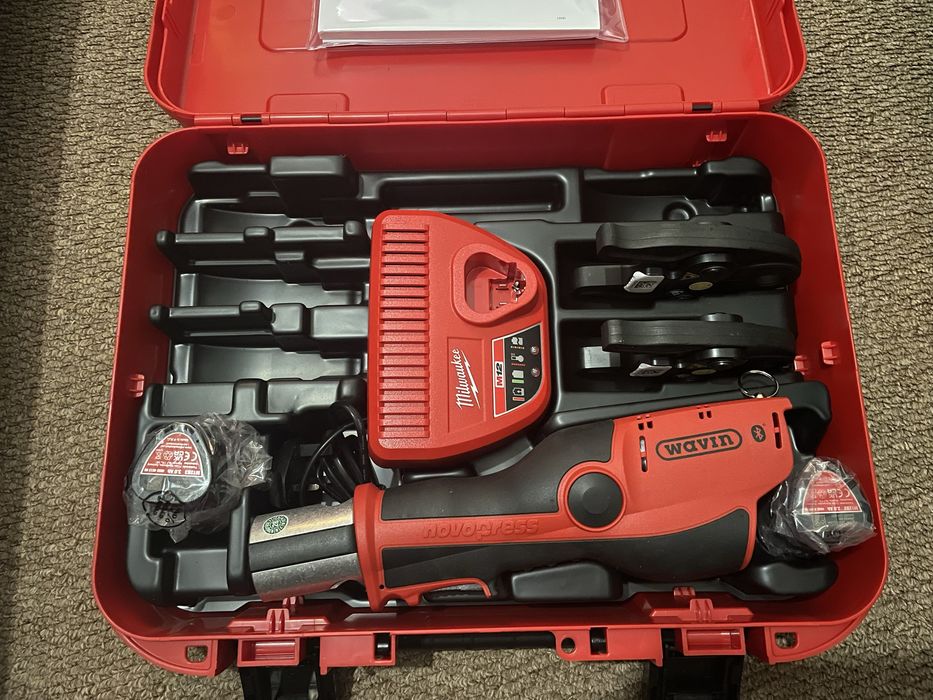 Set presă hidraulica sertizat.