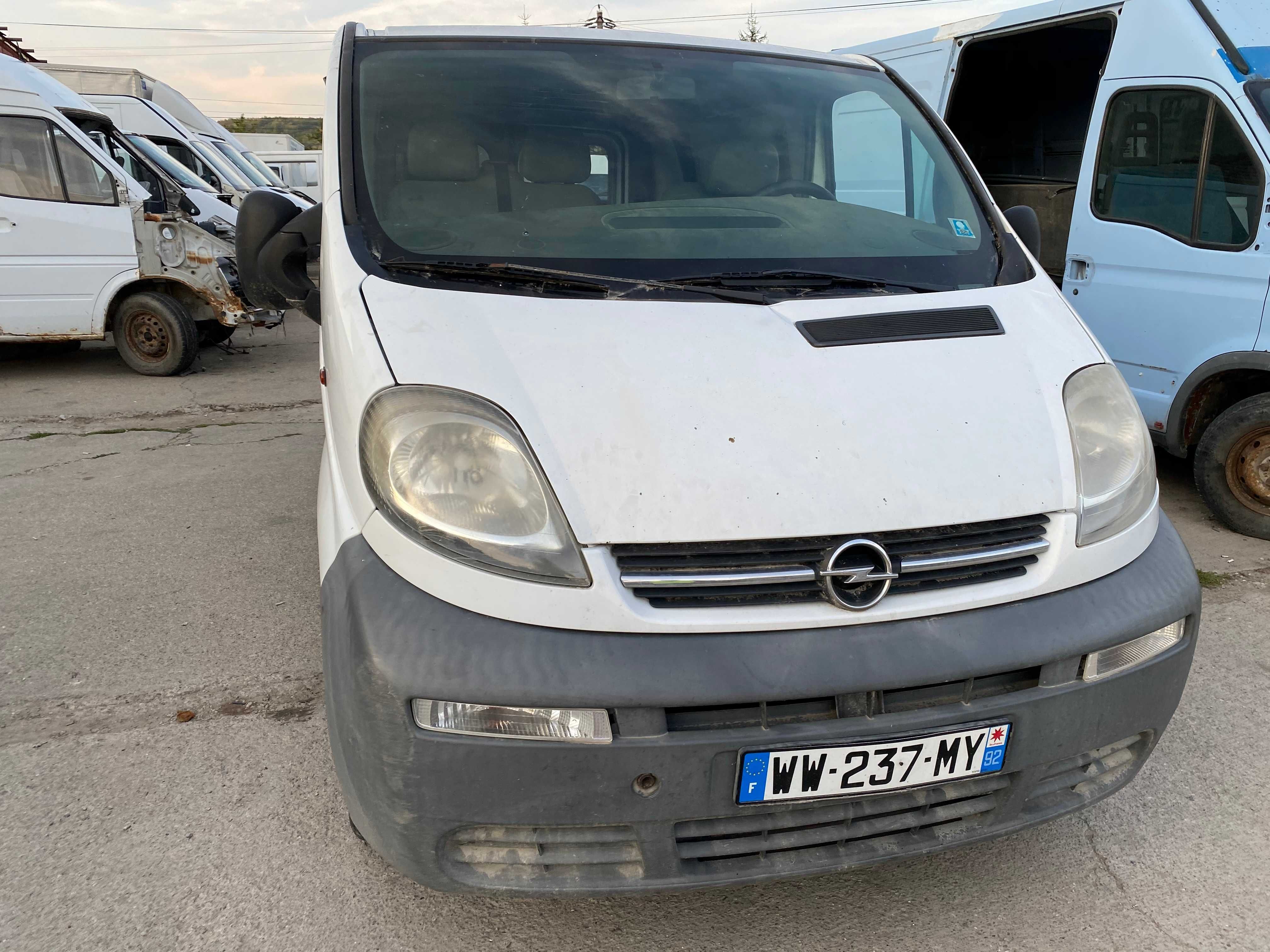 Cutie viteze Volanta Ambreiaj Disc OPEL VIVARO 1.9 DTI F9Q mediu 2006