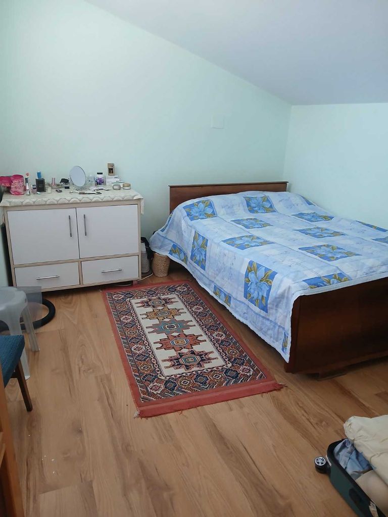 Продава се Четиристаен апартамент в Велики Преслав - 105 кв.м за 593 €/кв.м - Снимка #3