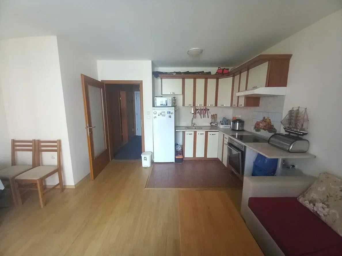 Продава се Двустаен апартамент в к.к. Елените - 70 кв.м за 943 €/кв.м - Снимка #3