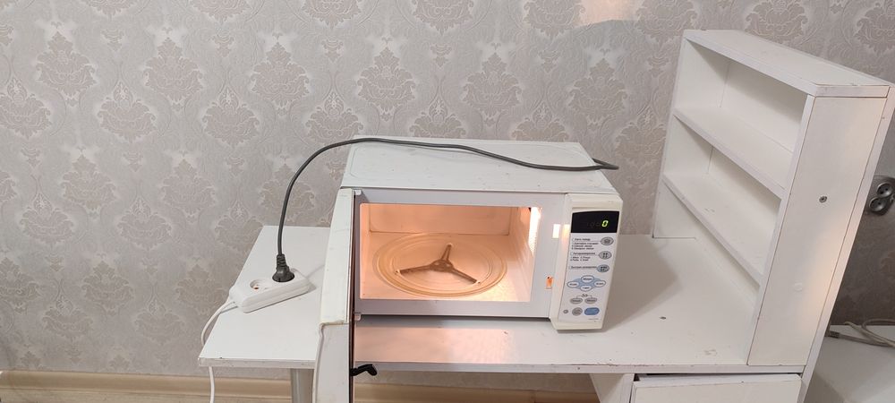 Продаю микроволновка рабочие состояние