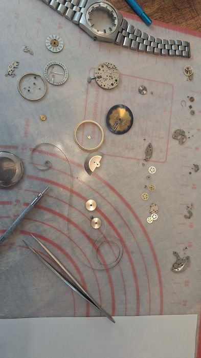 TISSOT PR 516 Gl ( 1970 ) nu este Doxa, Certina, Omega, Atlantic