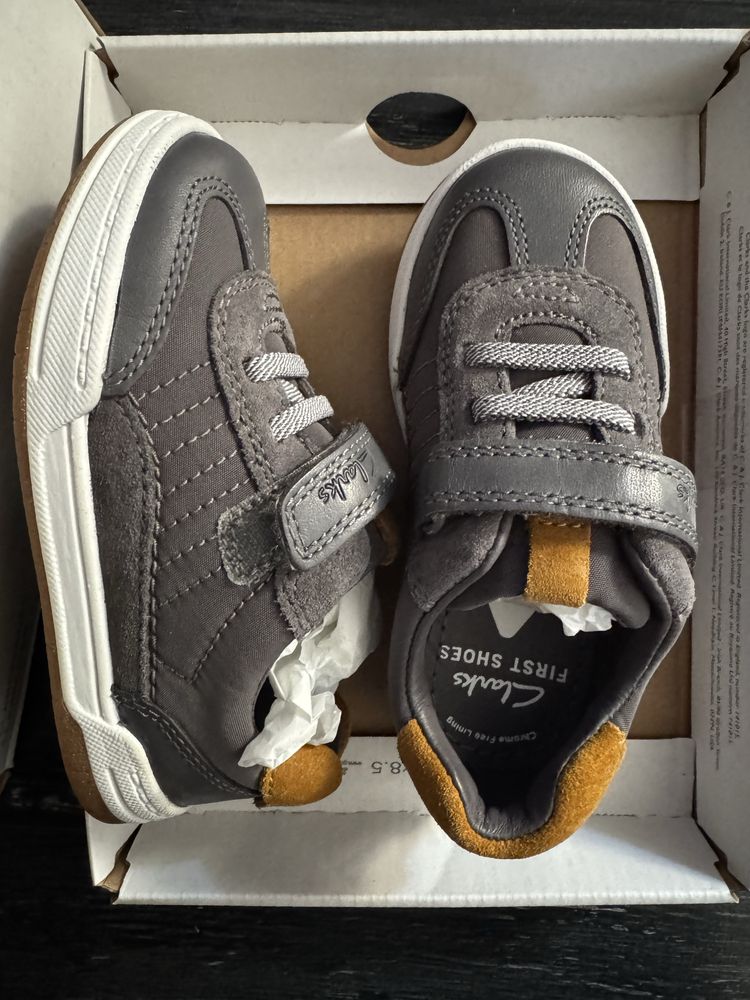 Clarks обувки р-р 22 1/2