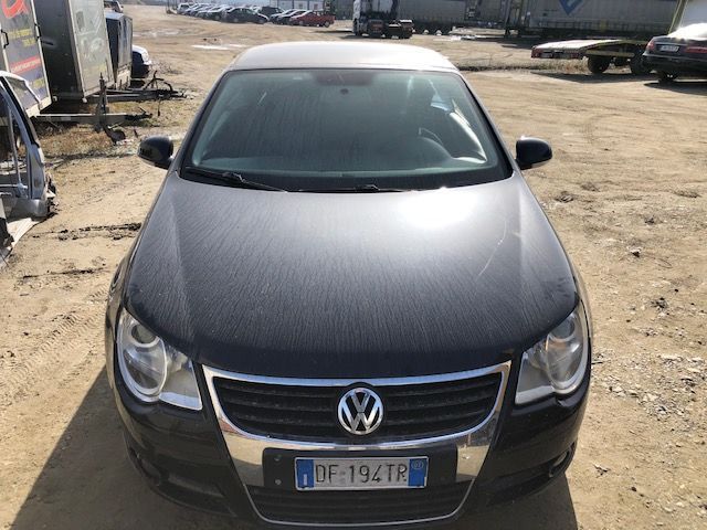 Dezmembrez Volkswagen EOS 2008 2.0tdi 140cp