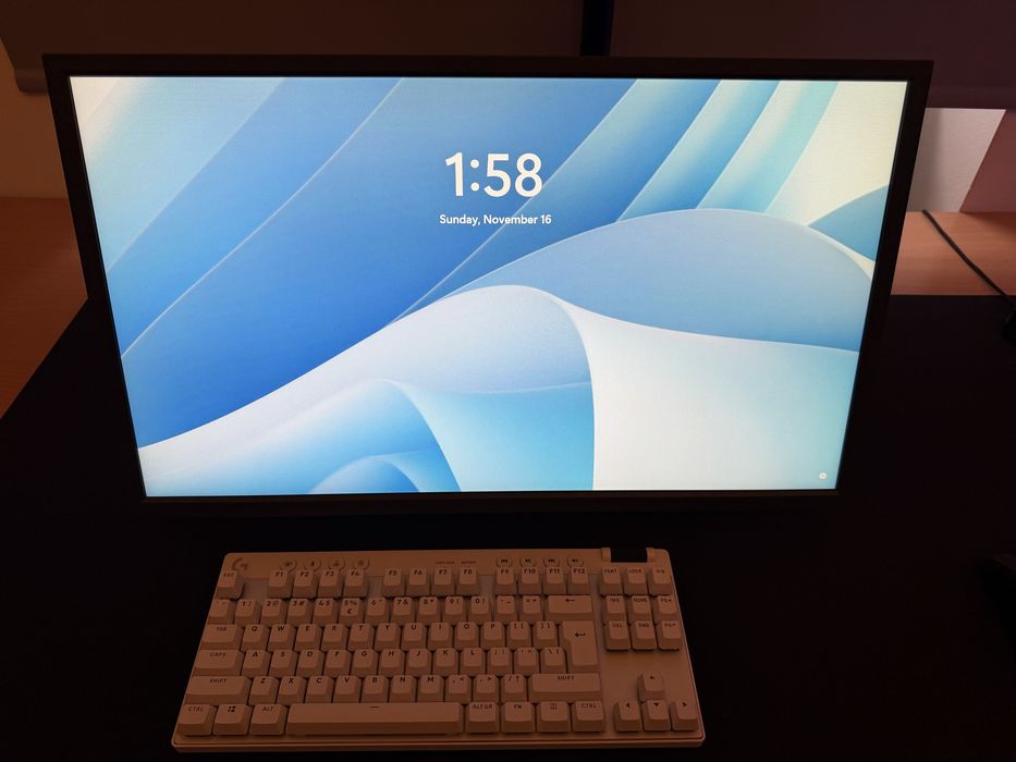 Tastatura logitech tkl pro