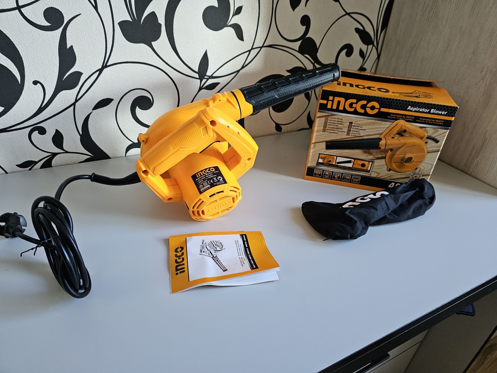 Продам Электрическая воздуходувка INCCO 400W. Практический НОВЫЙ