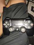 Vând 2 manete de PS4 sau una singura