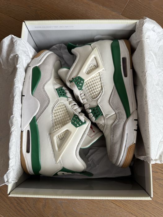 AIR JORDAN 4 Retro sp