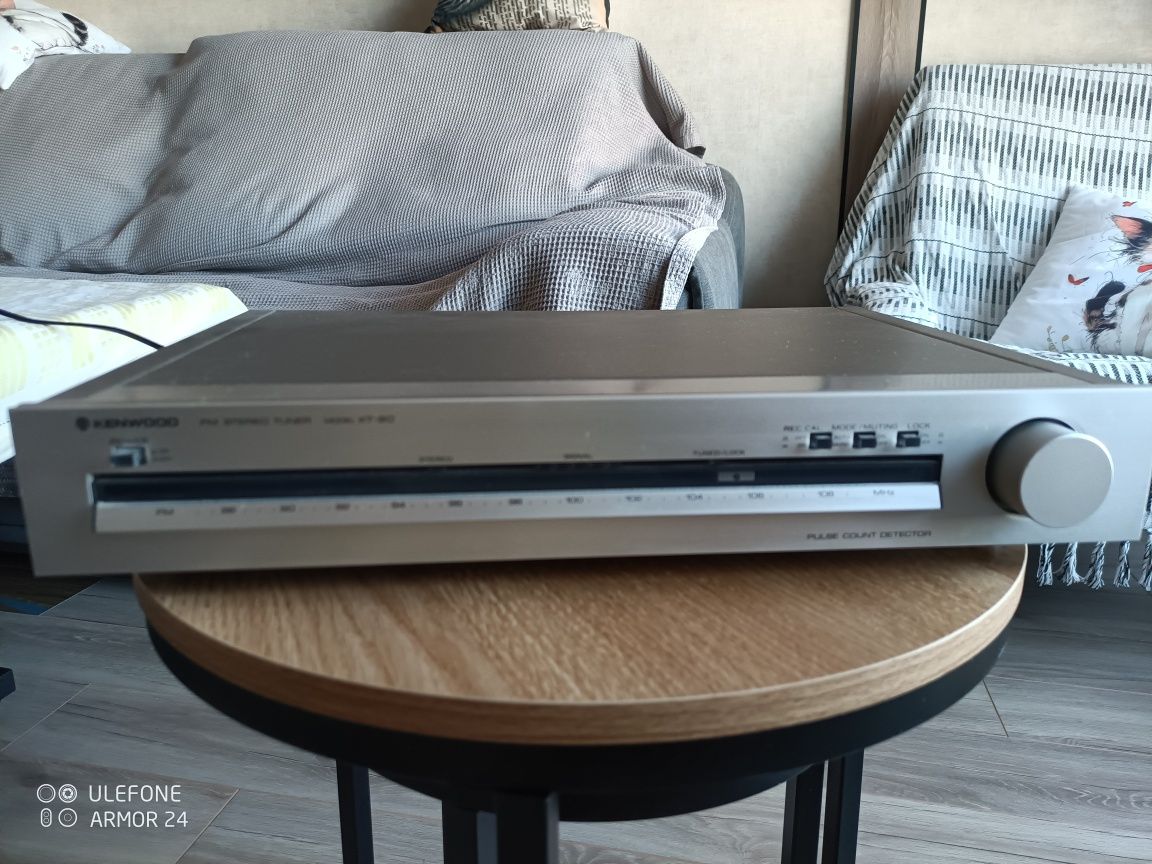 Стерео FM тунер Kenwood  KT-80