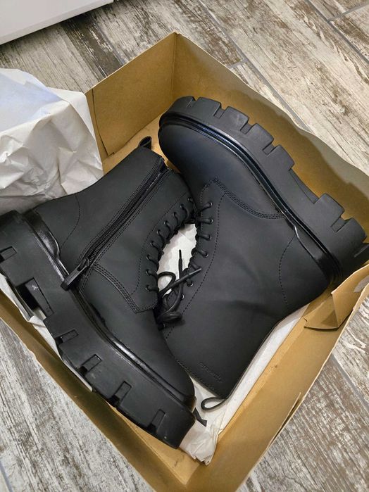 Bocanci Dama Tamaris