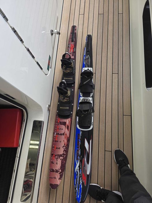 Placa ski nautic slalom