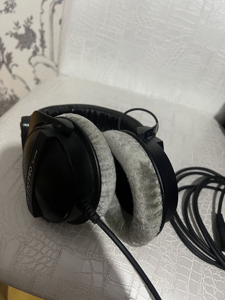 Продам наушники DT 770 pro