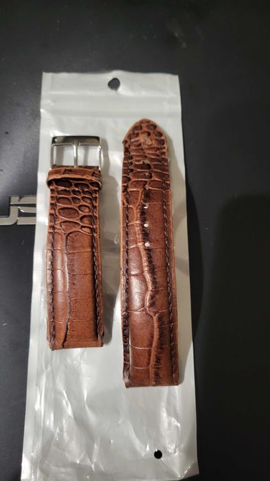 Продавам кварцов часовник Булова / Bulova Aerojet 97B172